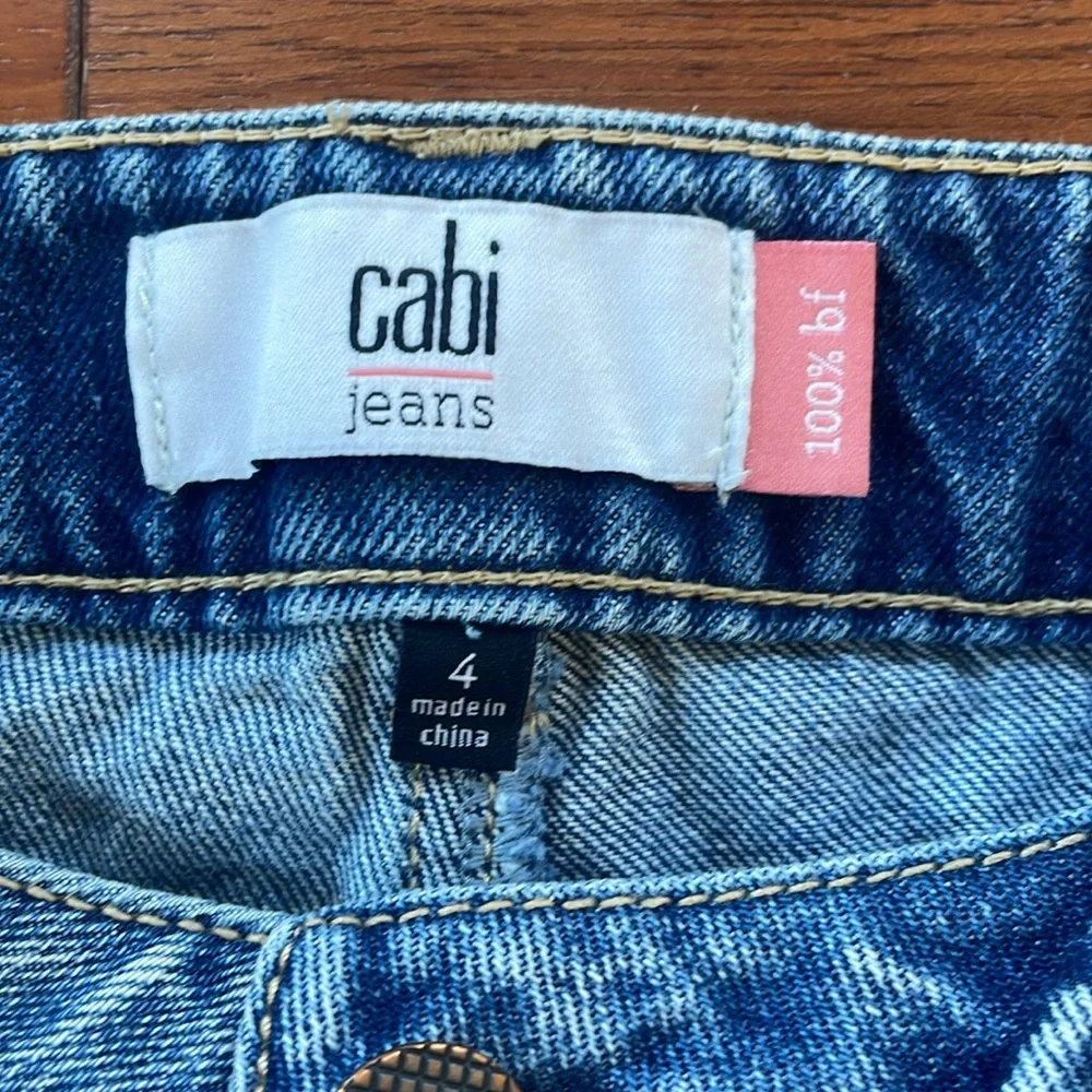 Cabi distressed boyfriend jeans - Picture 2 of 5